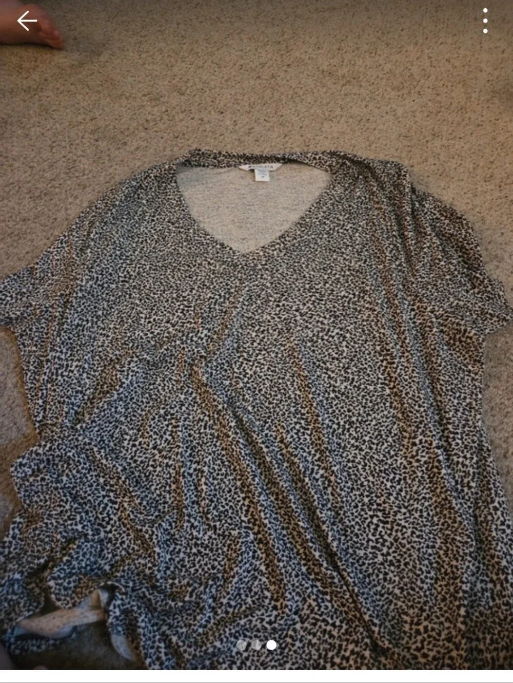 Athleta Black and Gray Leopard V-Neck Tee